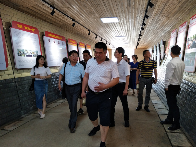 長沙云游茶業有限公司,湖南綠茶,紅茶價格,長沙毛尖批發,云游陶餈禮盒,云游茶業